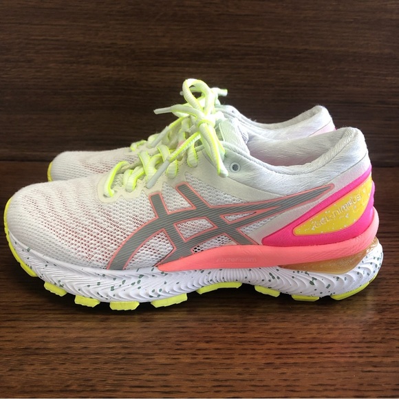 Asics Gel-Nimbus 22 Girl’s White/Pink Sneakers Size 5 - Picture 4 of 13